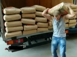 Грузовое такси: как упростить разгрузку стройматериалов